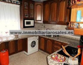 flat sale baena como a estrenar, situadísimo. by 95,000 eur