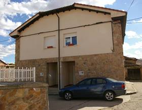 villas for sale in santibañez de la peña