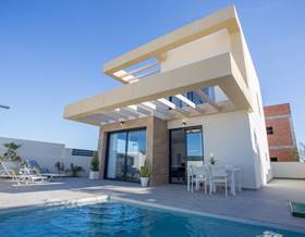 villas for sale in los montesinos