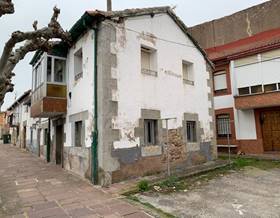 houses for sale in pesquera