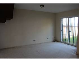 houses for sale in la linea de la concepcion