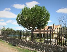 villas for sale in palencia province