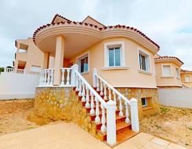 villas for sale in los montesinos