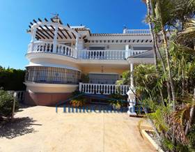 villas for sale in la viñuela