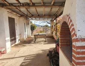 villas for sale in padules