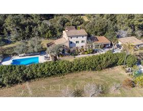 villas for sale in campanet