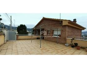 villas for sale in cervello