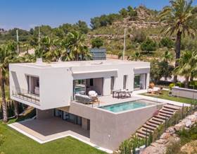 villas for sale in pinar de campoverde