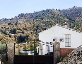 villas for rent in almachar