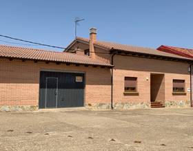 properties for sale in calahorra de boedo