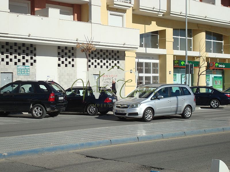 premises for sale in velez malaga