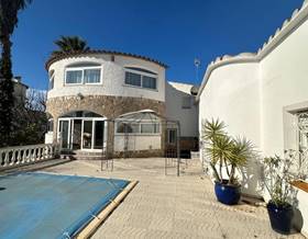 villas for sale in l´ escala