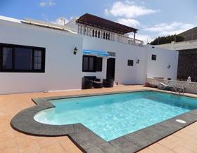 villas for sale in teguise