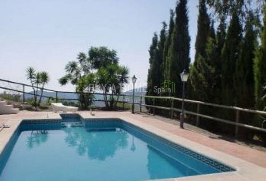 country house rent competa by 1,350 eur