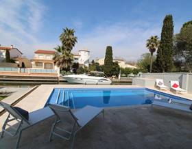 villas for sale in sant pere pescador