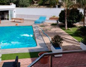 houses for sale in llosa de camacho