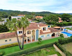 properties for sale in castell platja d´aro