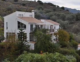 villas for sale in salares