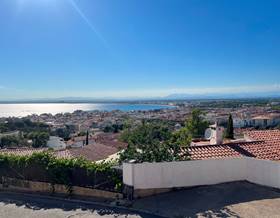 villas for sale in roses