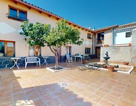 villas for rent in requena
