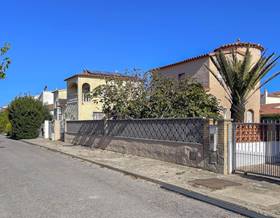properties for sale in castello d´empuries