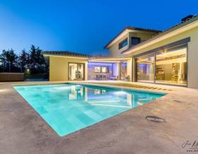 villas for sale in sant miquel de fluvia