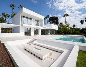 villas for sale in san luis de sabinillas