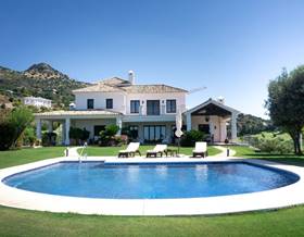 villas for sale in nueva andalucia