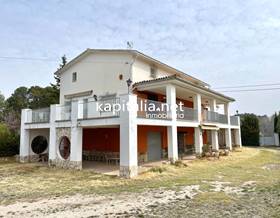 villas for sale in quatretondeta