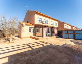 villas for sale in torrejon de la calzada
