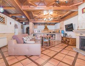 houses for sale in peligros