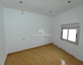 flat sale barcelona barcelona by 68,000 eur