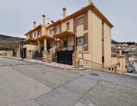 villas for sale in pinos genil