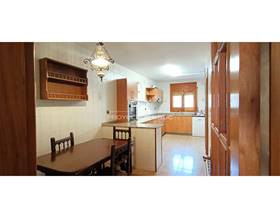 villas for rent in collbato