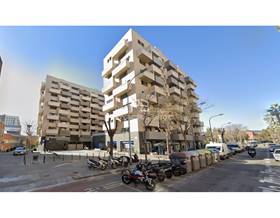 flat sale barcelona barcelona by 379,000 eur