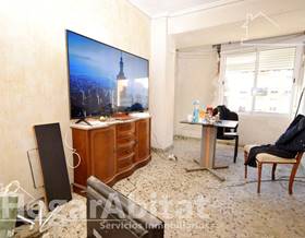flat sale valencia by 230,000 eur