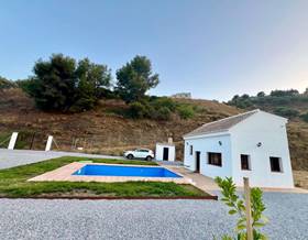 villas for sale in torrox