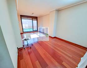 single family house rent burgos centro-sur by 1,400 eur