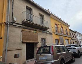 villas for sale in manuel