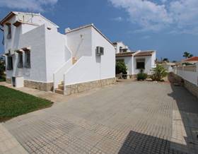 villas for sale in llosa de camacho