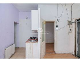 flat sale barcelona by 250,000 eur