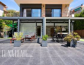 villas for sale in begues
