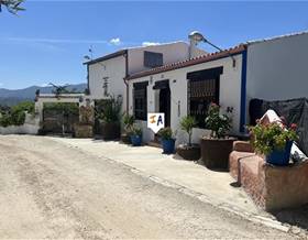 villas for sale in iznajar