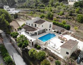 villas for sale in llosa de camacho