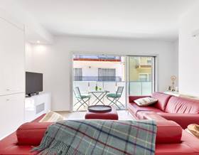 flat sale roses by 205,000 eur