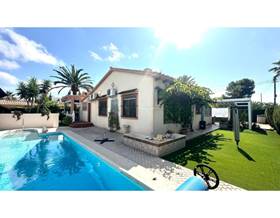 villas for sale in pinar de campoverde