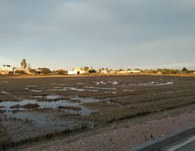 lands for sale in la ampolla