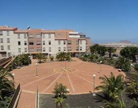 garage rent santa lucia de tirajana by 65 eur