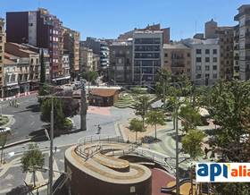 flat sale lleida rectorat by 250,000 eur