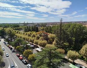 flat sale león leon by 285,000 eur